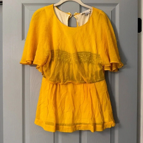 See by Chloe Yellow Flowy Short Sleeve Top Women Size 4 - Picture 1 of 7